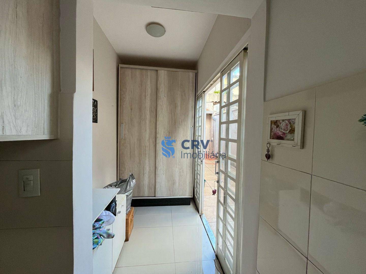 Casa para alugar com 3 quartos, 165m² - Foto 14