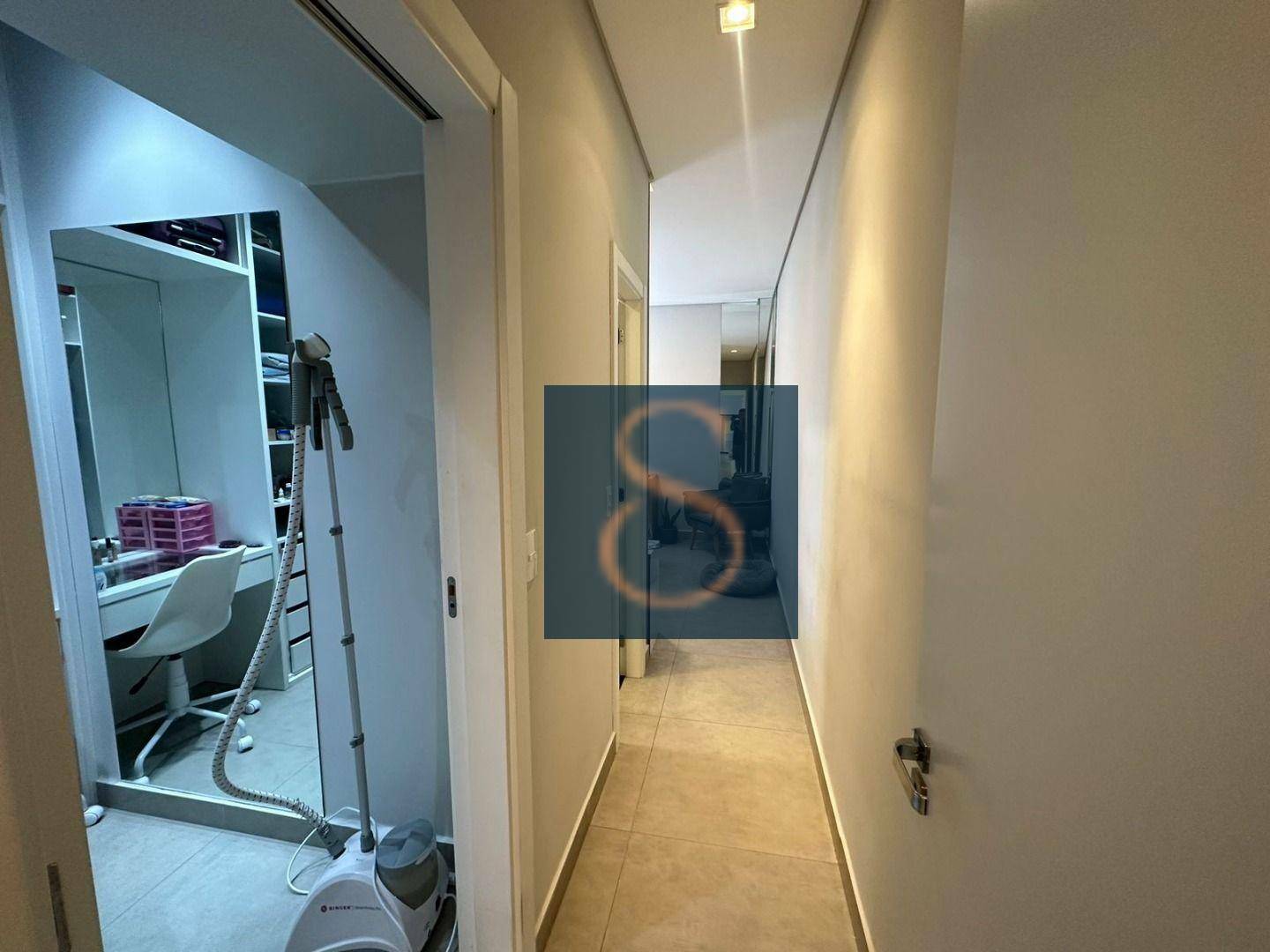 Sobrado à venda e aluguel com 5 quartos, 300m² - Foto 13