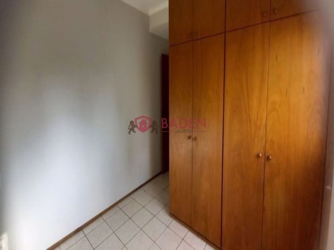 Apartamento à venda com 3 quartos, 110m² - Foto 13