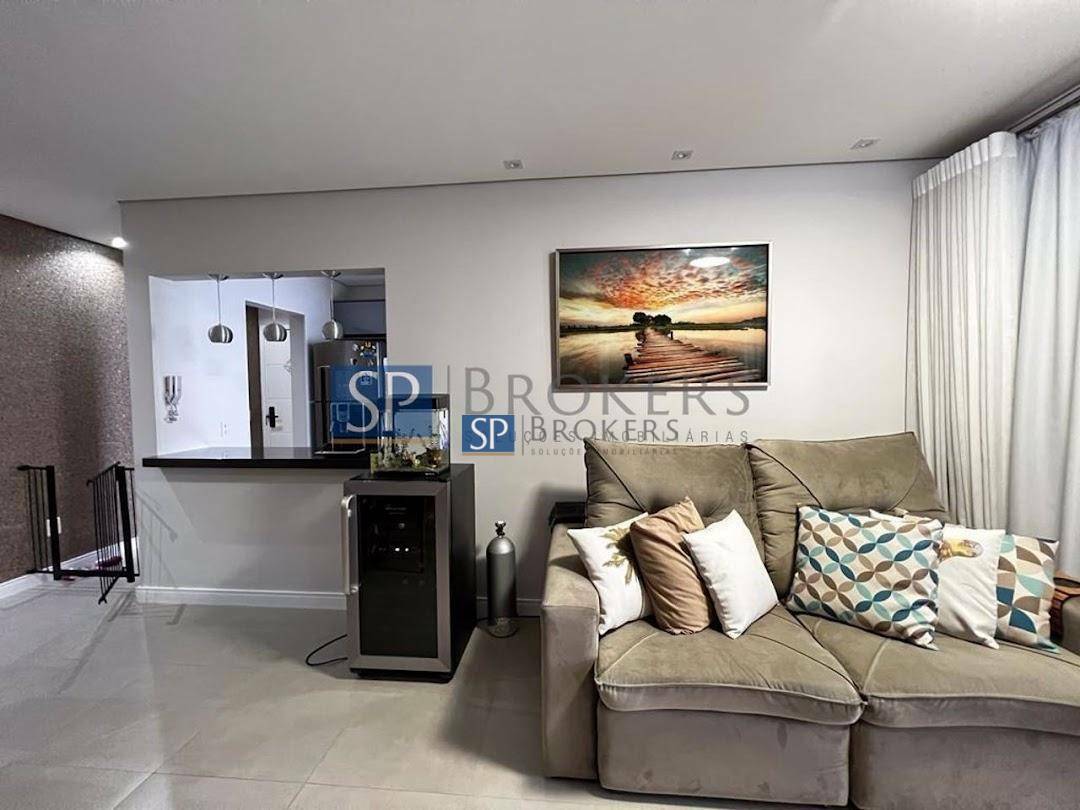 Apartamento à venda com 3 quartos, 107m² - Foto 2