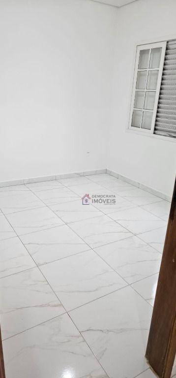 Casa à venda e aluguel com 2 quartos, 107m² - Foto 7