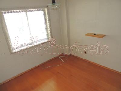 Apartamento para alugar com 2 quartos, 72m² - Foto 6