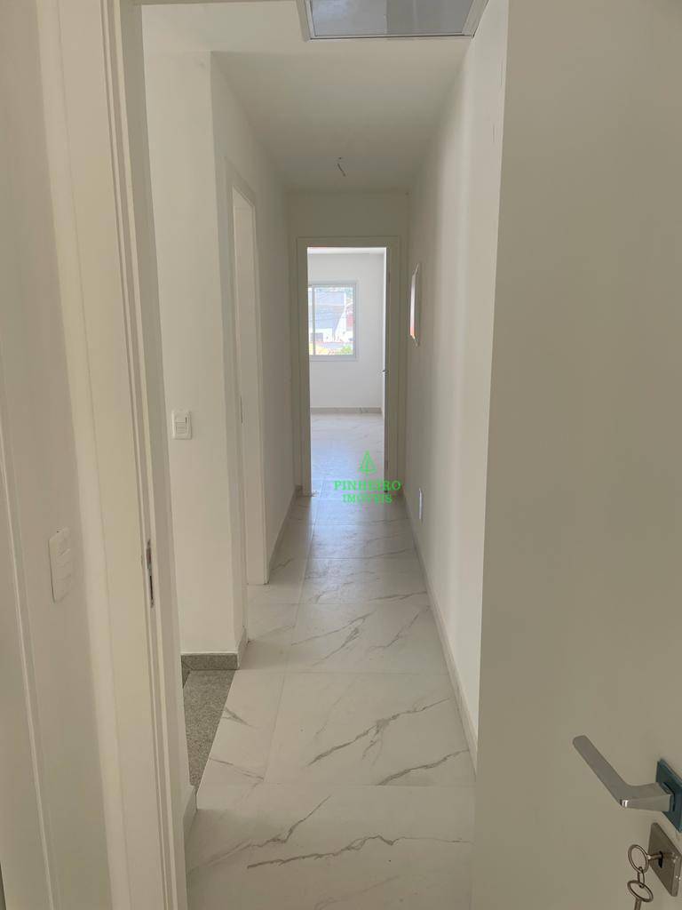 Casa à venda com 4 quartos, 177m² - Foto 12