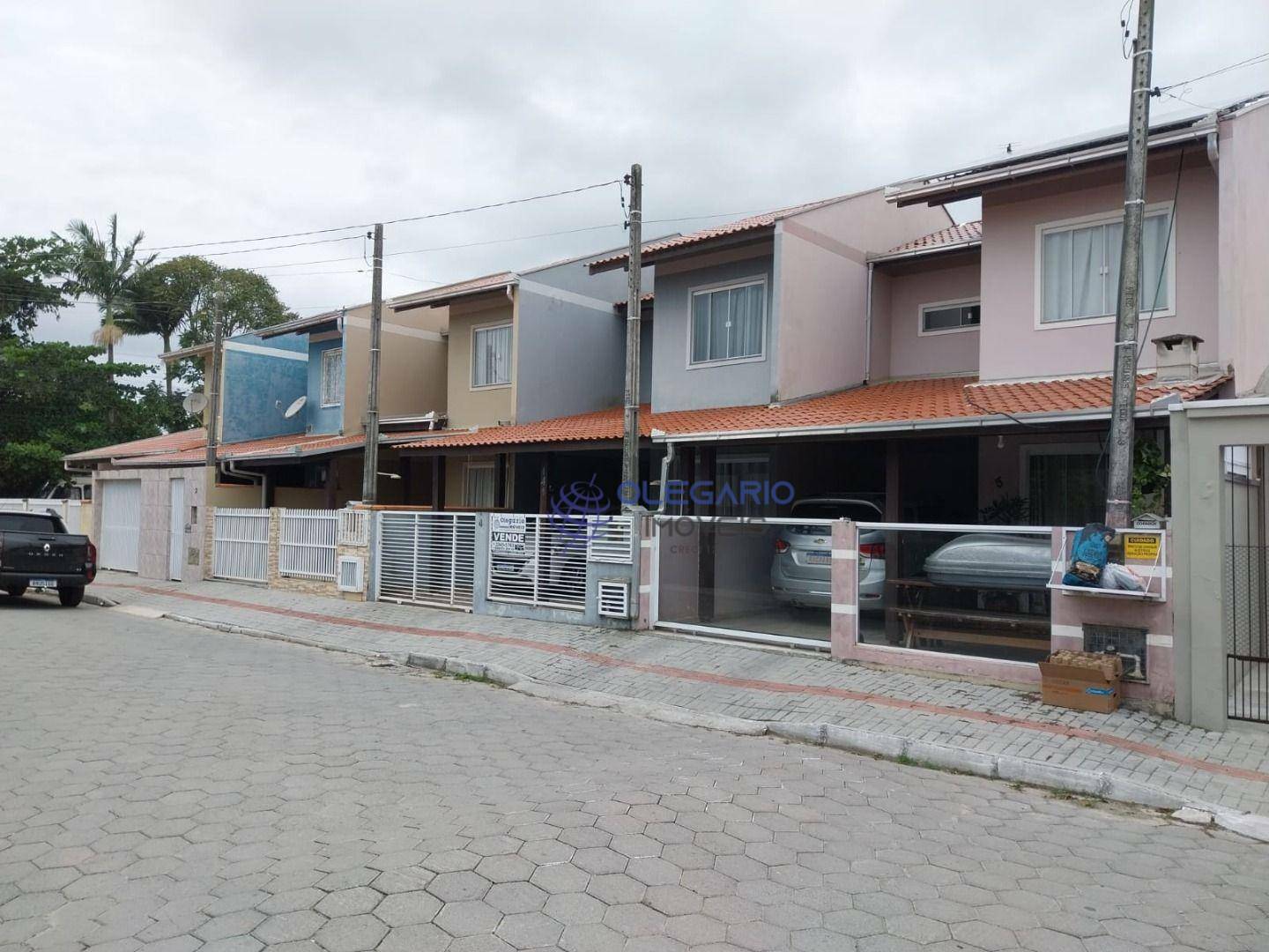 Sobrado à venda com 2 quartos, 64m² - Foto 2