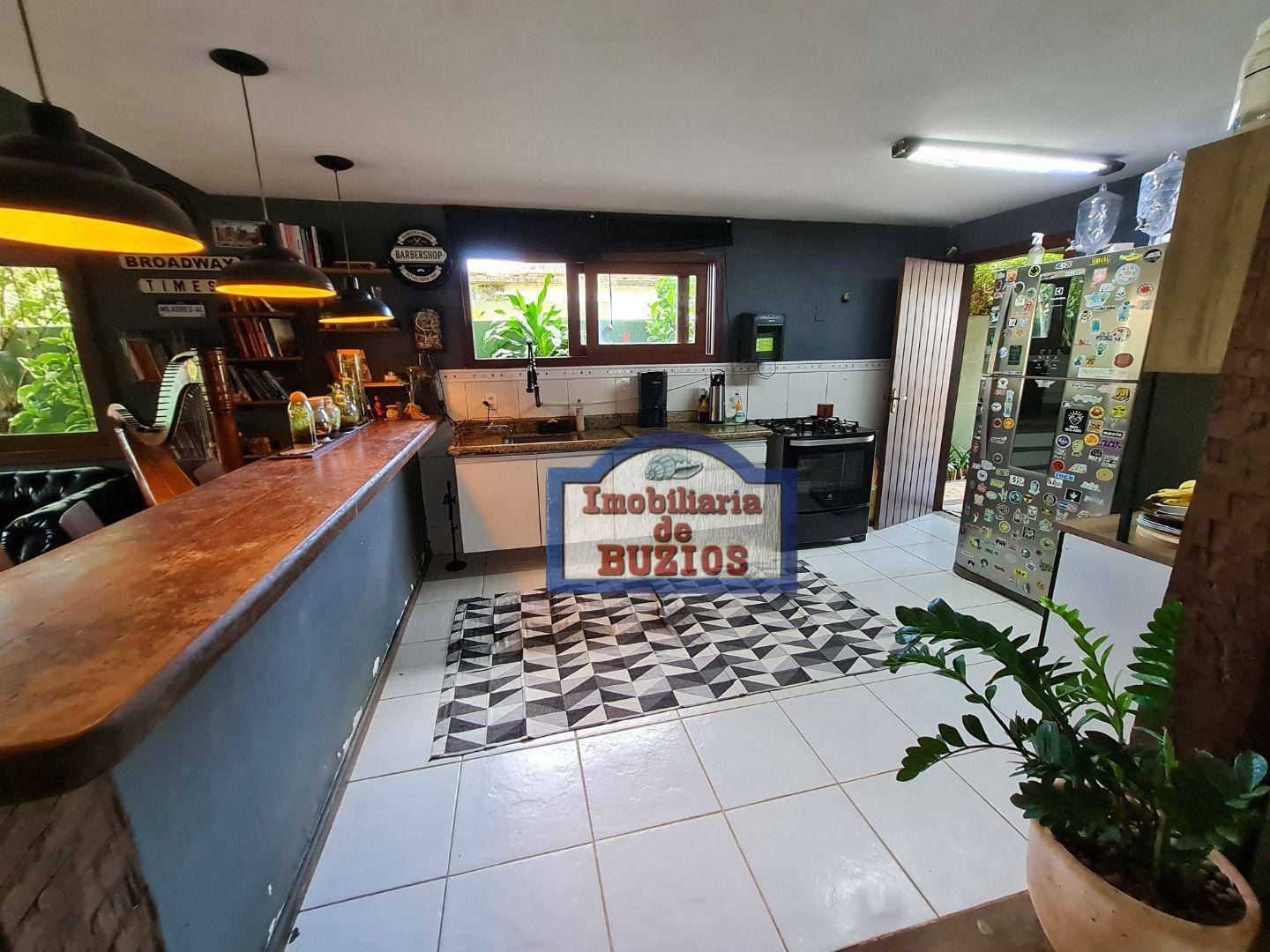 Casa à venda com 3 quartos, 198m² - Foto 15