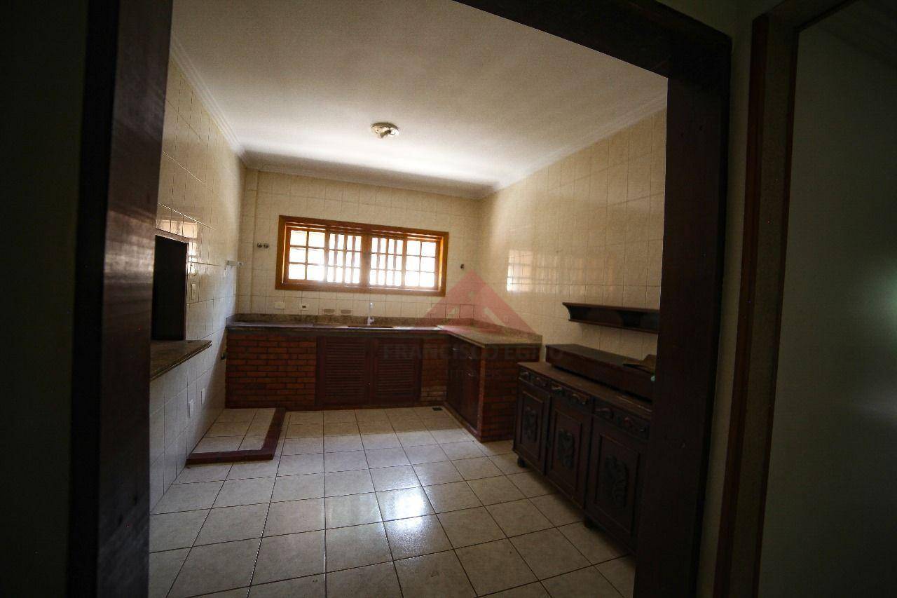 Casa de Condomínio à venda com 7 quartos, 412m² - Foto 11