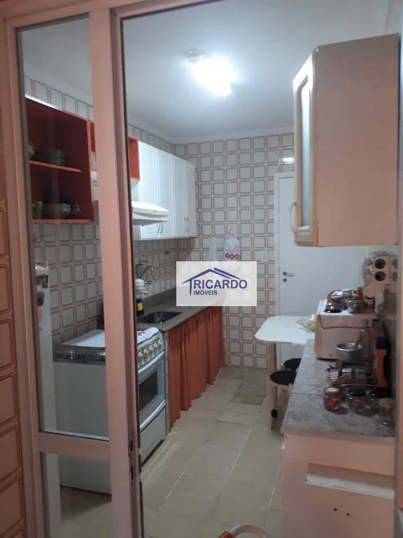 Apartamento à venda com 3 quartos, 78m² - Foto 15