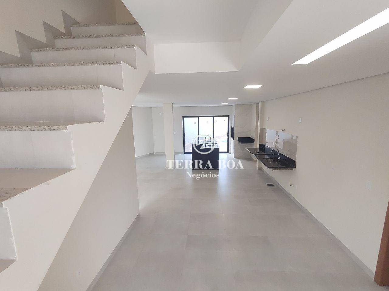 Sobrado, 3 quartos, 280 m² - Foto 2