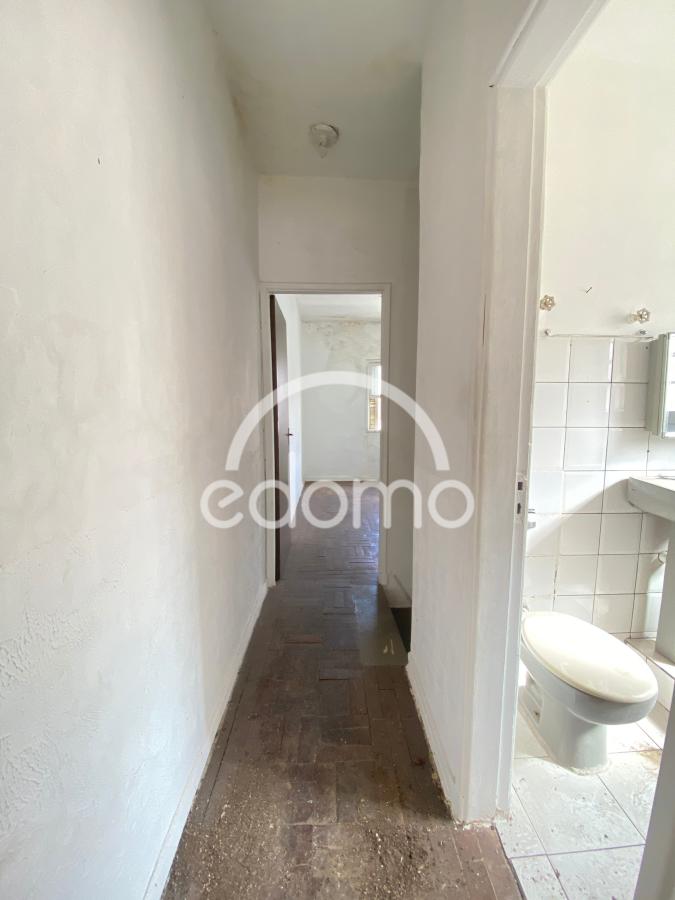 Casa à venda com 2 quartos, 30m² - Foto 11