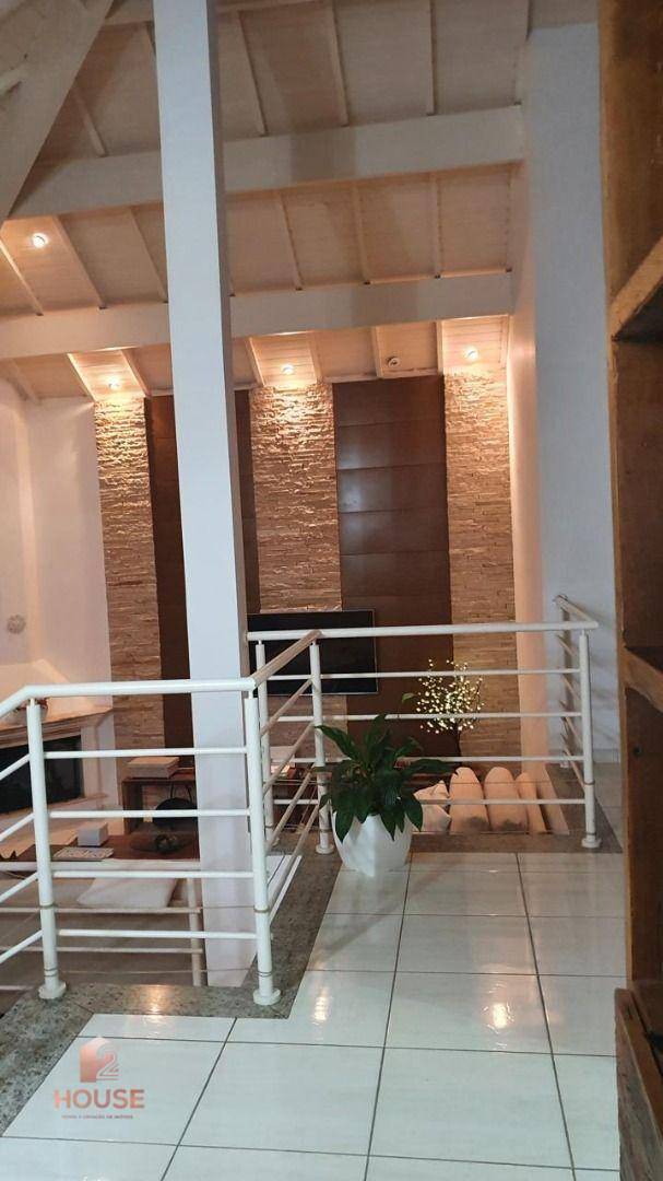 Casa de Condomínio à venda com 3 quartos, 200m² - Foto 25