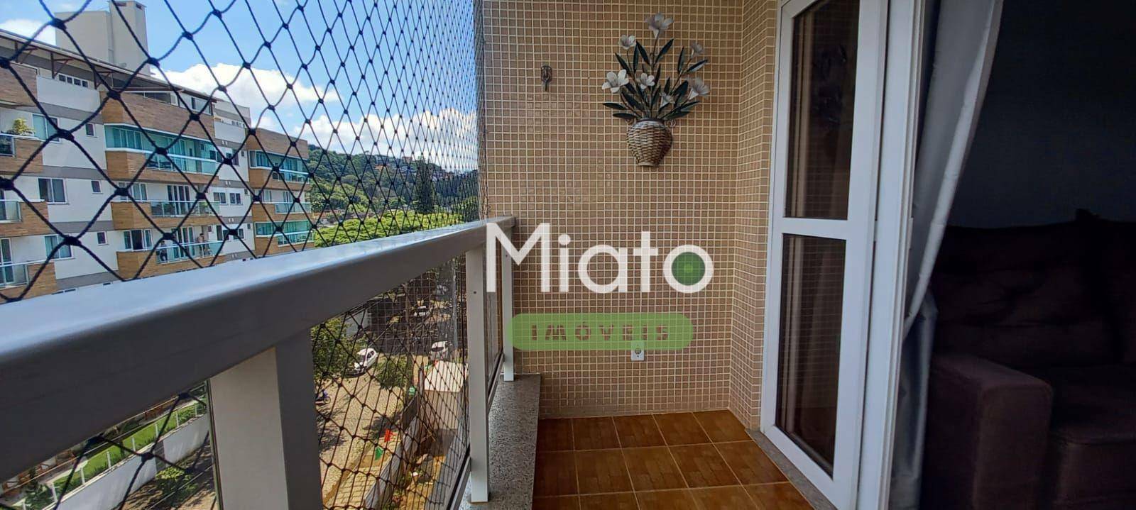 Apartamento à venda com 2 quartos, 77m² - Foto 18