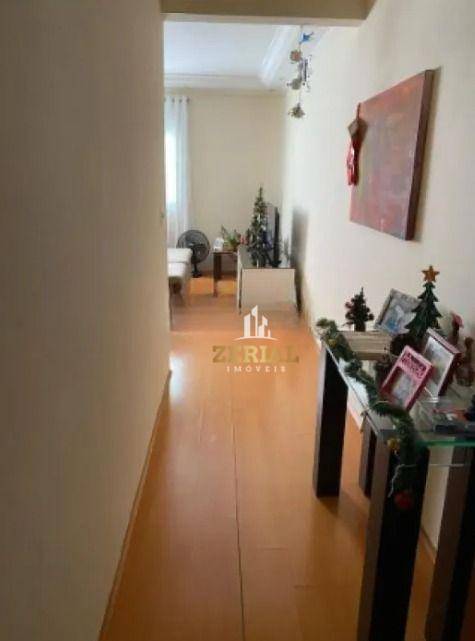 Apartamento à venda com 2 quartos, 79m² - Foto 3