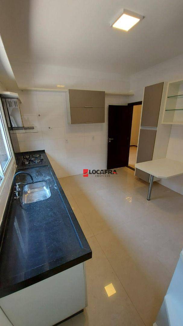 Casa de Condomínio à venda com 3 quartos, 240m² - Foto 19