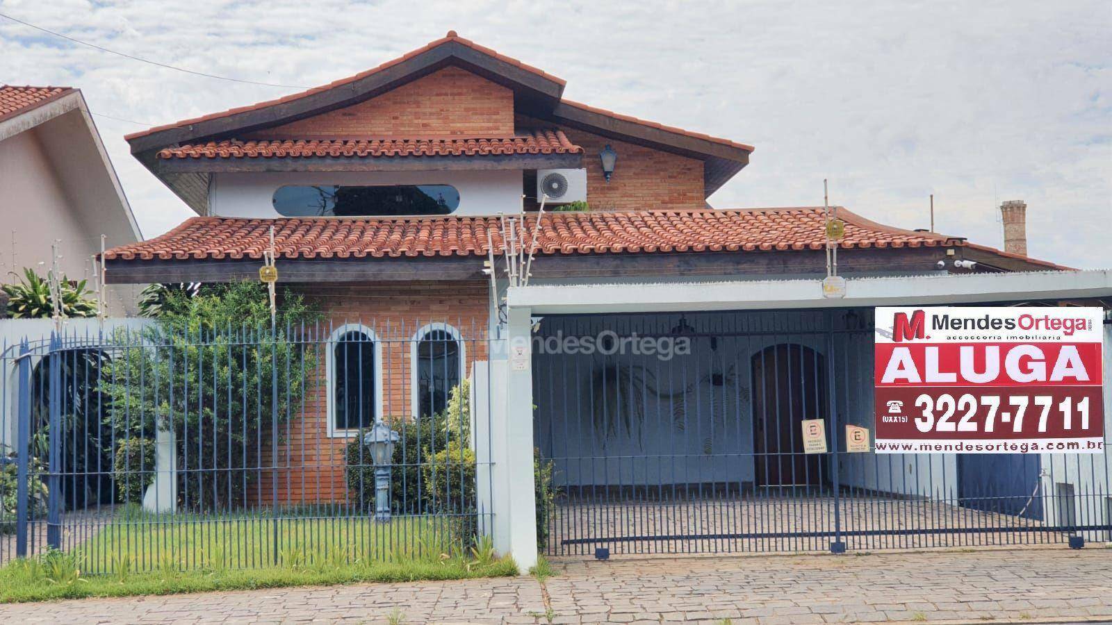 Casa para alugar com 3 quartos, 400m² - Foto 1