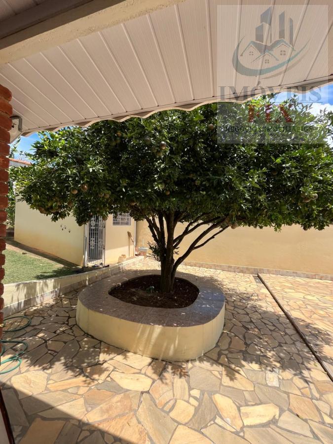 Chácara à venda com 2 quartos, 221m² - Foto 33