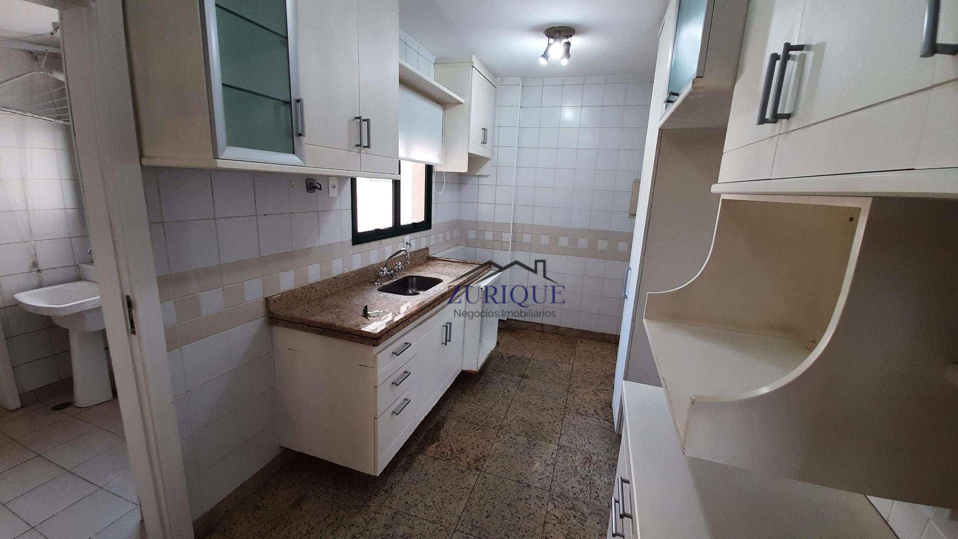 Apartamento para alugar com 2 quartos, 98m² - Foto 10