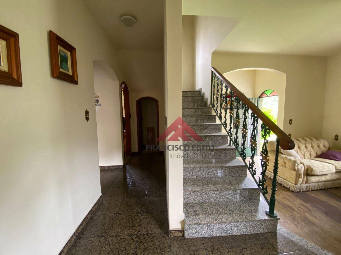 Casa à venda com 4 quartos, 350m² - Foto 13