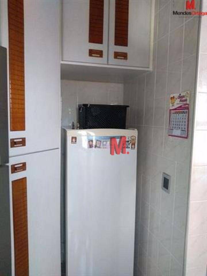 Apartamento à venda com 3 quartos, 174m² - Foto 21