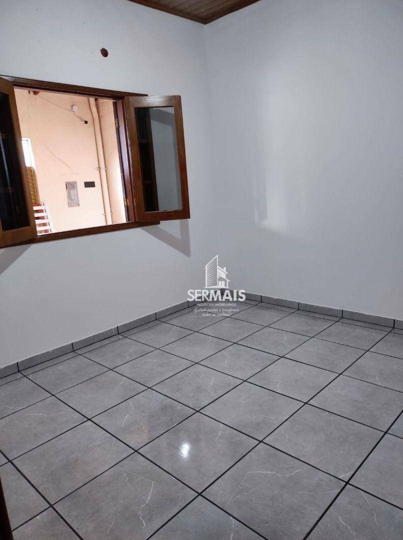 Casa à venda com 5 quartos, 360m² - Foto 10