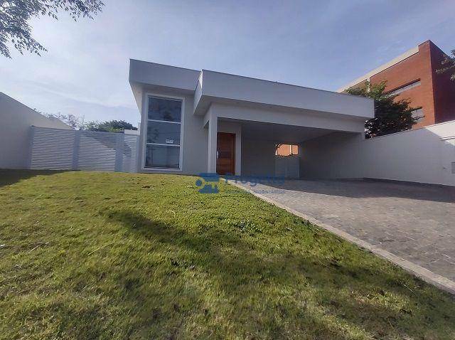 Casa de Condomínio à venda com 3 quartos, 250m² - Foto 1