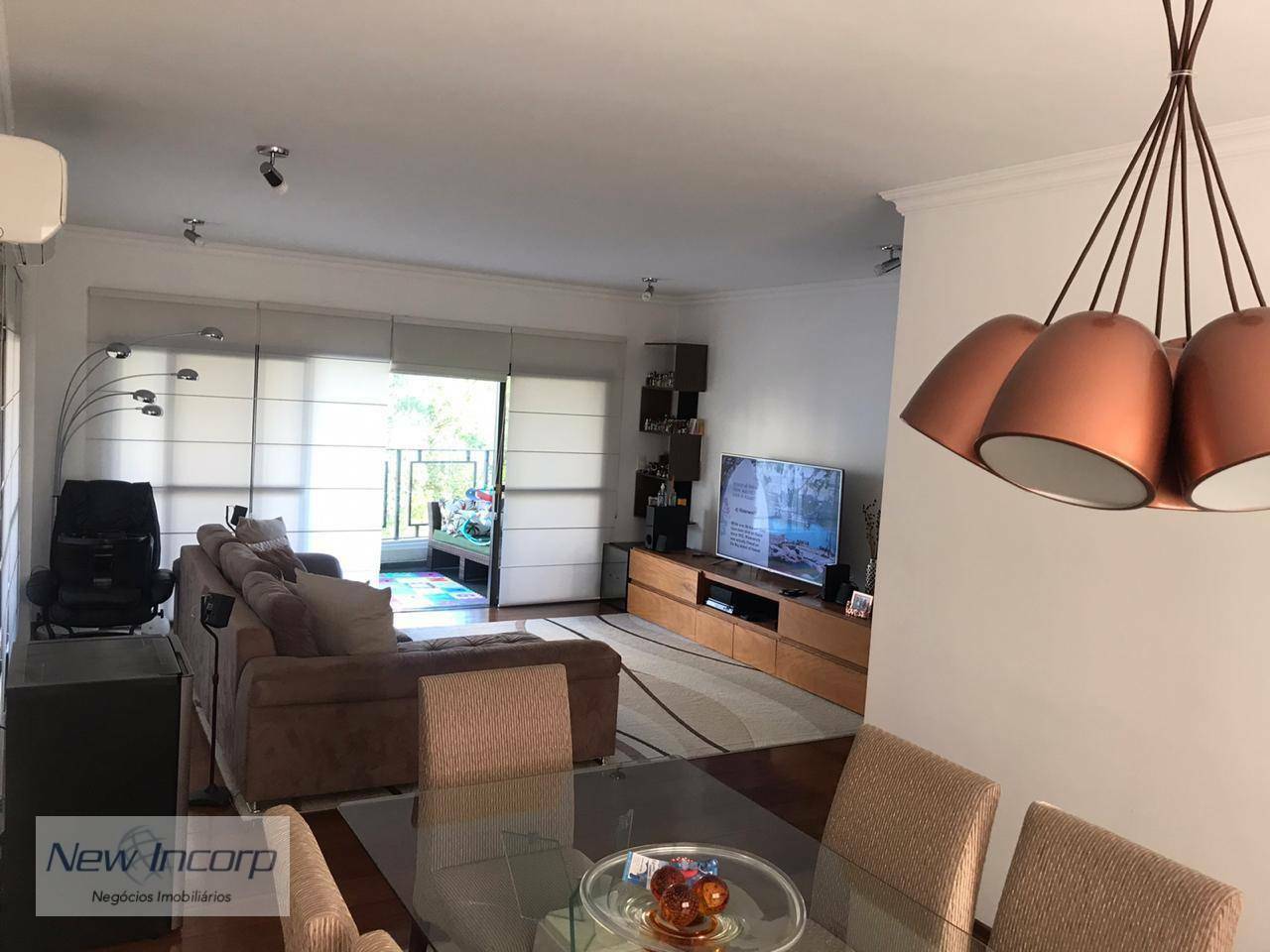 Apartamento à venda com 4 quartos, 200m² - Foto 3