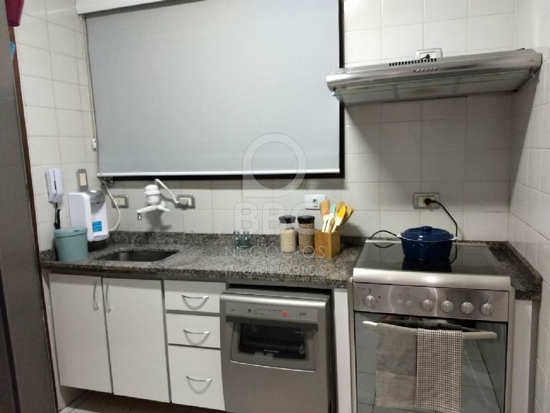 Apartamento à venda com 2 quartos, 82m² - Foto 13