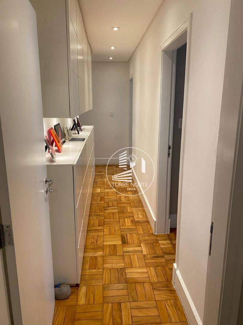 Apartamento à venda e aluguel com 3 quartos, 190m² - Foto 9