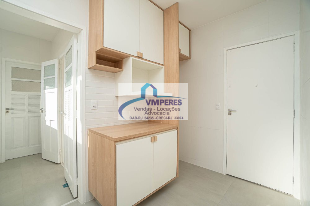 Apartamento à venda com 4 quartos, 1m² - Foto 3