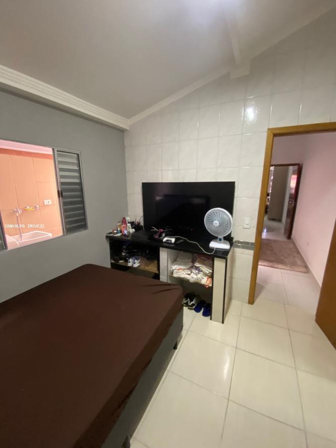 Casa à venda com 1 quarto, 44m² - Foto 4