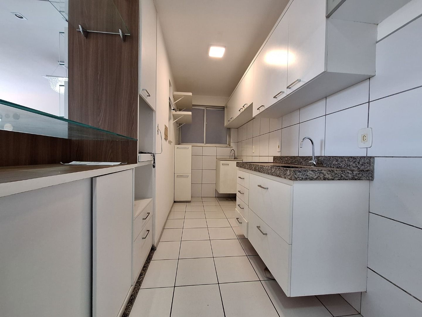 Apartamento para alugar com 2 quartos, 68m² - Foto 21