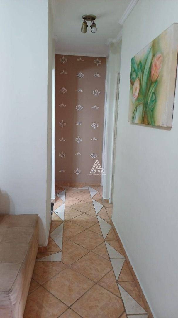 Apartamento à venda com 2 quartos, 70m² - Foto 13