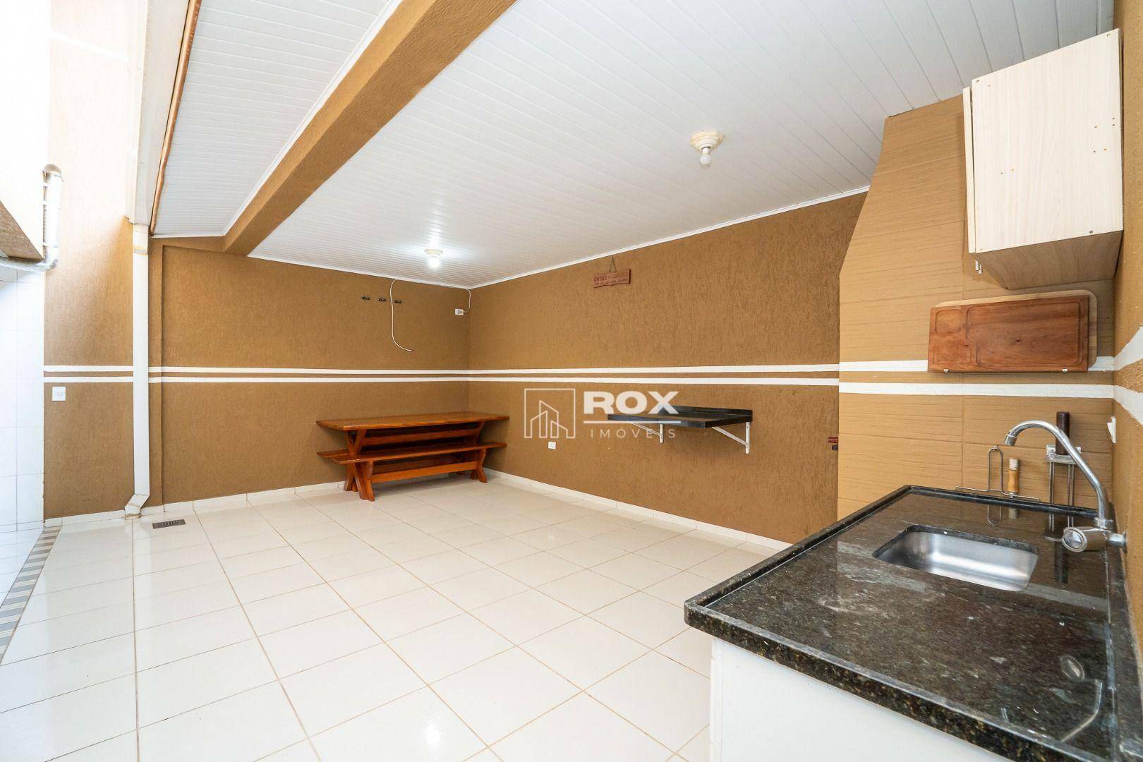 Casa à venda com 3 quartos, 178m² - Foto 15