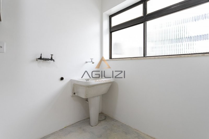 Apartamento à venda com 3 quartos, 128m² - Foto 22