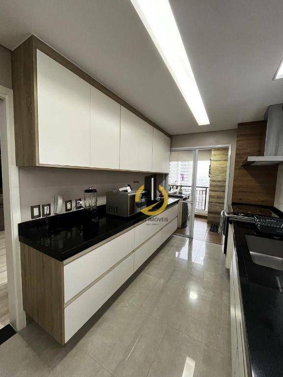 Apartamento à venda com 3 quartos, 147m² - Foto 8