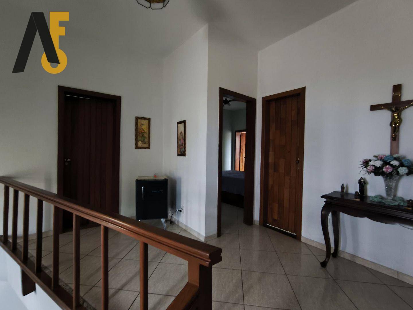 Casa à venda com 3 quartos, 299m² - Foto 14