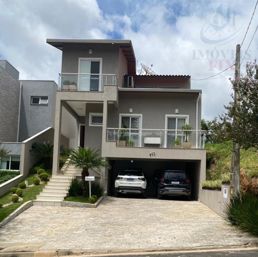 Casa de Condomínio à venda com 3 quartos, 259m² - Foto 2