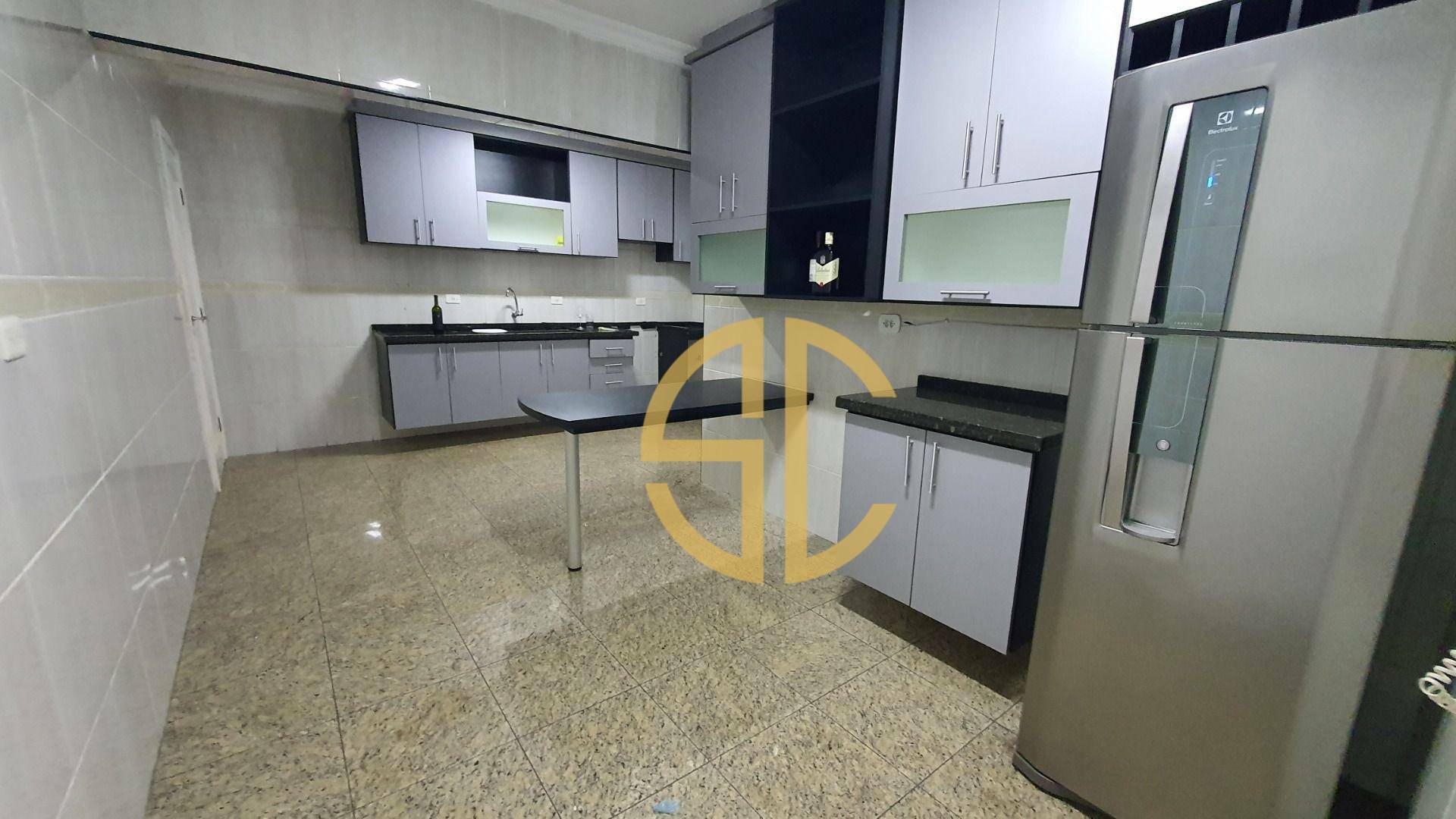 Apartamento à venda com 3 quartos, 140m² - Foto 8