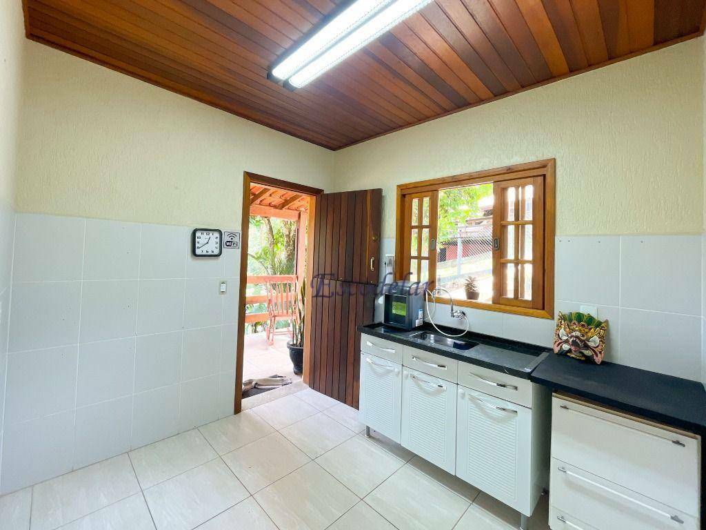 Casa à venda com 3 quartos, 250m² - Foto 42