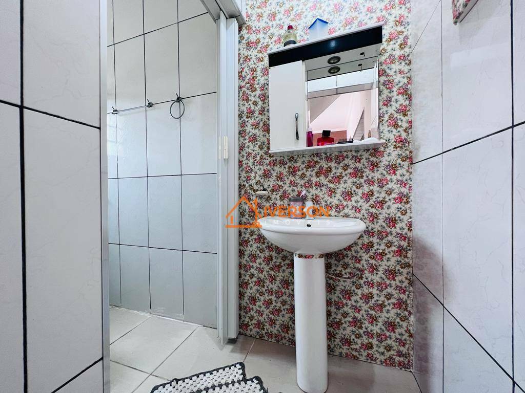 Casa à venda com 3 quartos, 110m² - Foto 19