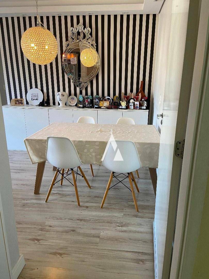 Apartamento à venda com 3 quartos, 70m² - Foto 4