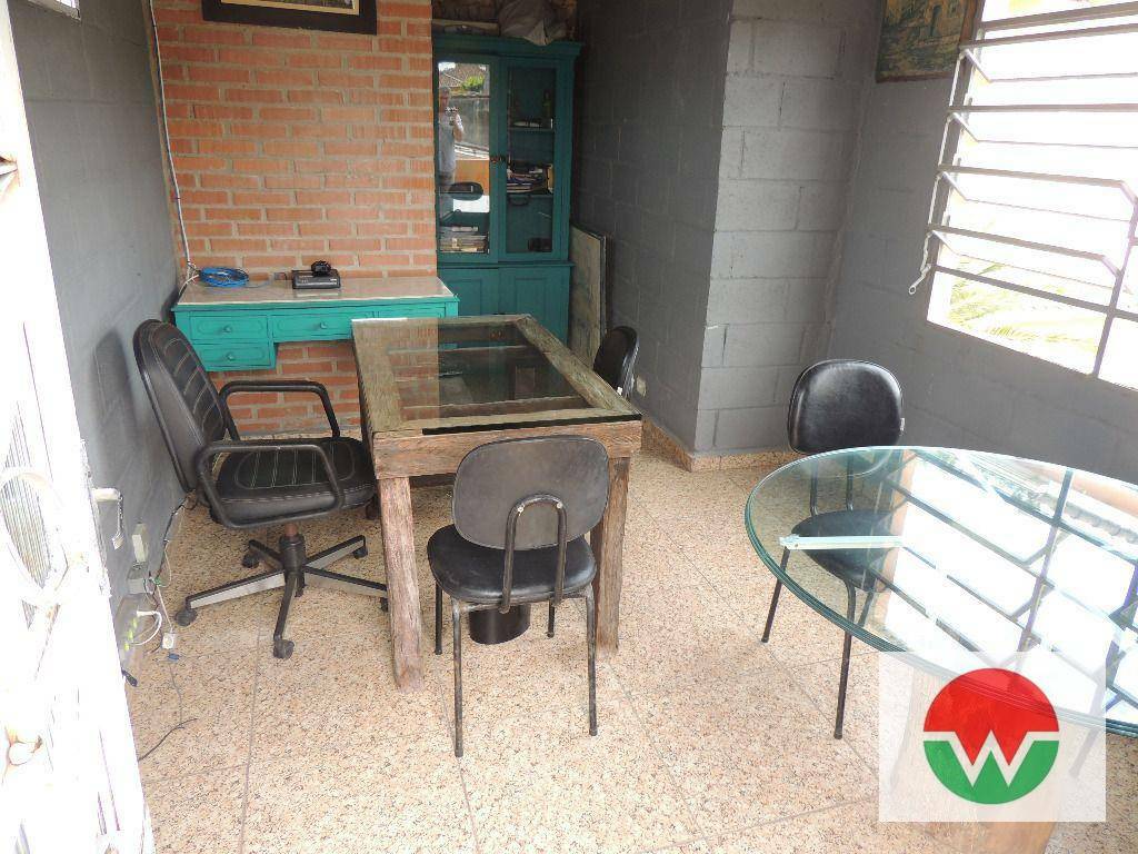 Casa à venda e aluguel com 4 quartos, 400m² - Foto 49