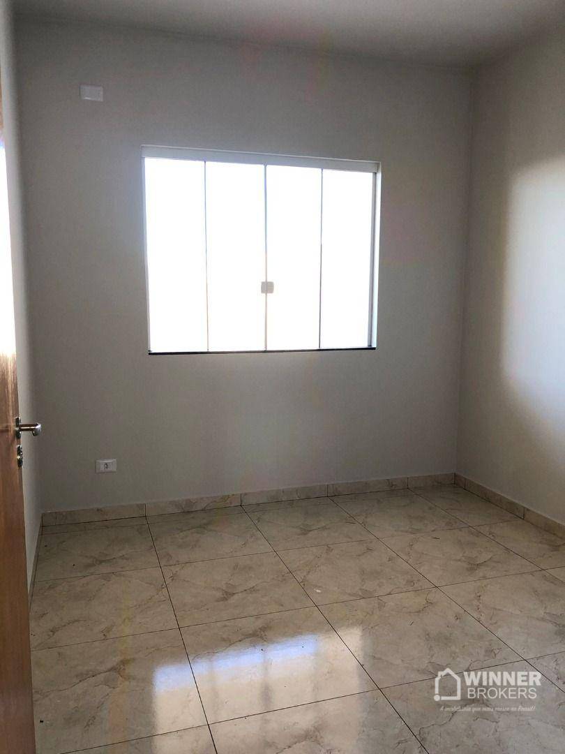 Casa à venda com 2 quartos, 74m² - Foto 4