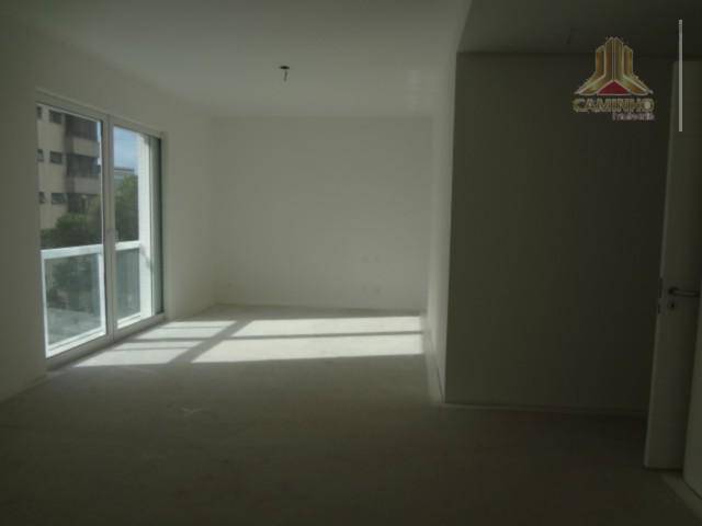 Apartamento à venda com 3 quartos, 237m² - Foto 11