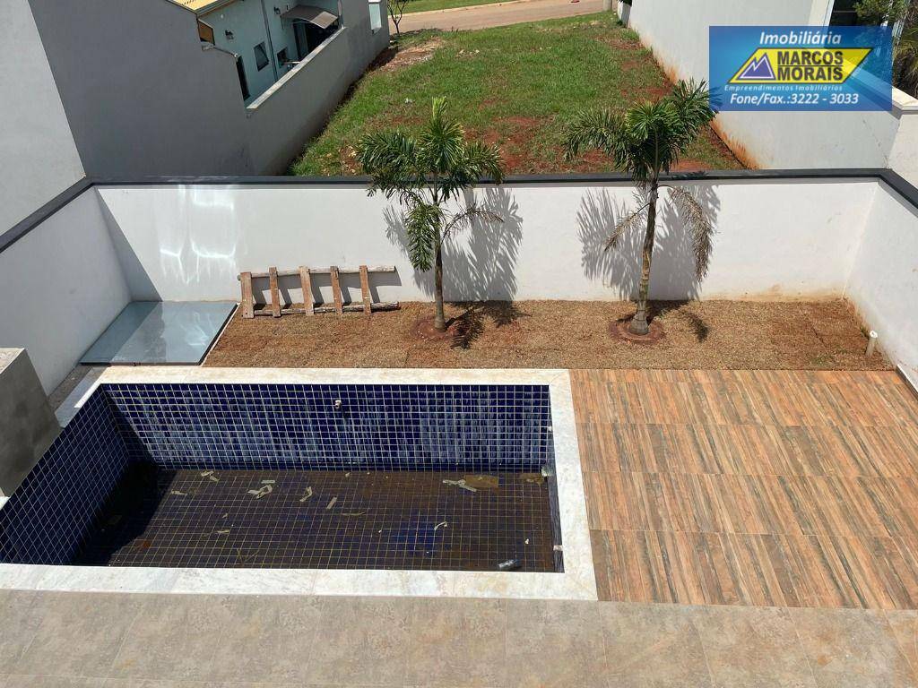 Casa à venda com 3 quartos, 200m² - Foto 3