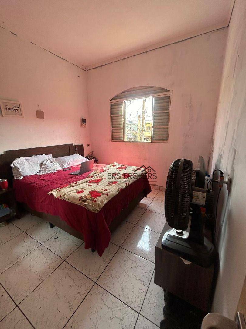 Sobrado à venda com 5 quartos, 200m² - Foto 20