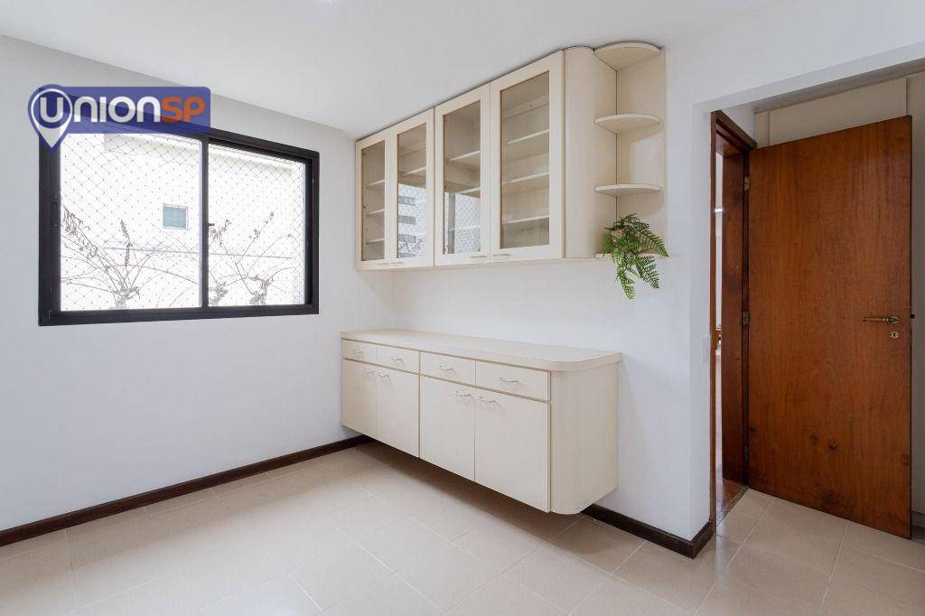 Apartamento à venda com 3 quartos, 184m² - Foto 28