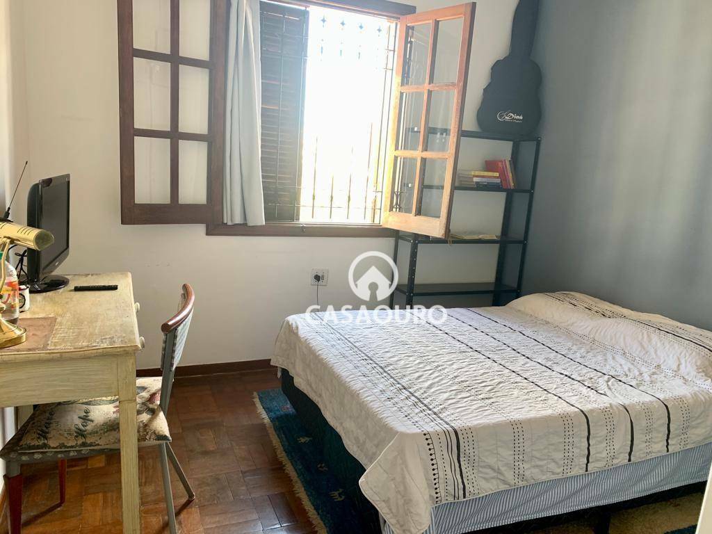 Casa à venda com 4 quartos, 251m² - Foto 14