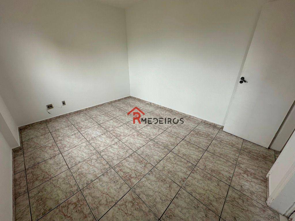 Apartamento à venda com 2 quartos, 75m² - Foto 16