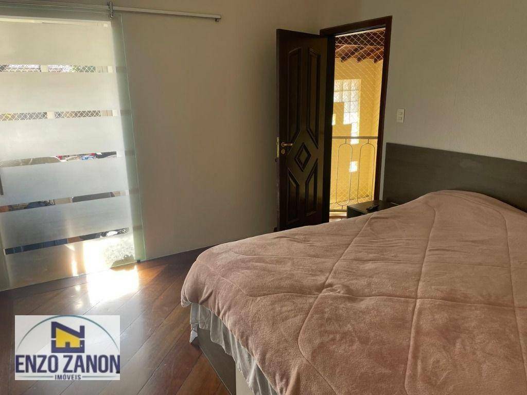 Sobrado à venda com 3 quartos, 237m² - Foto 47