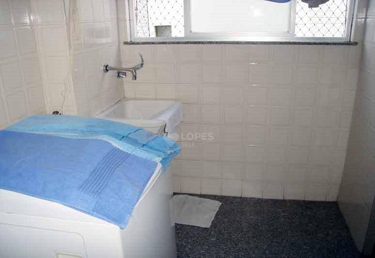 Apartamento à venda com 4 quartos, 198m² - Foto 14